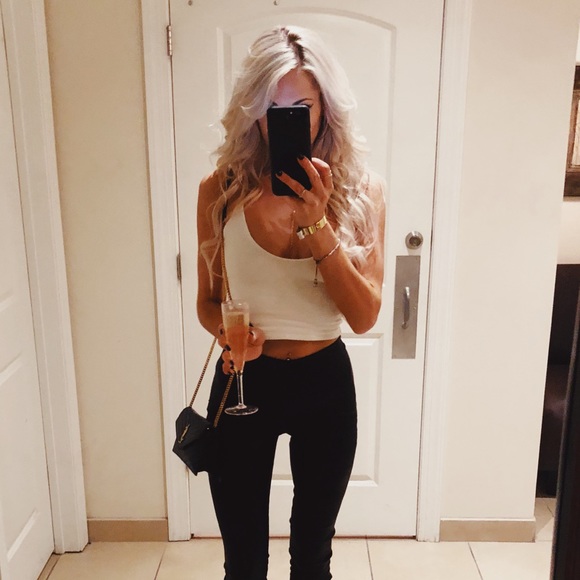 Meet your Posher, Kate - Picture 2 of 4